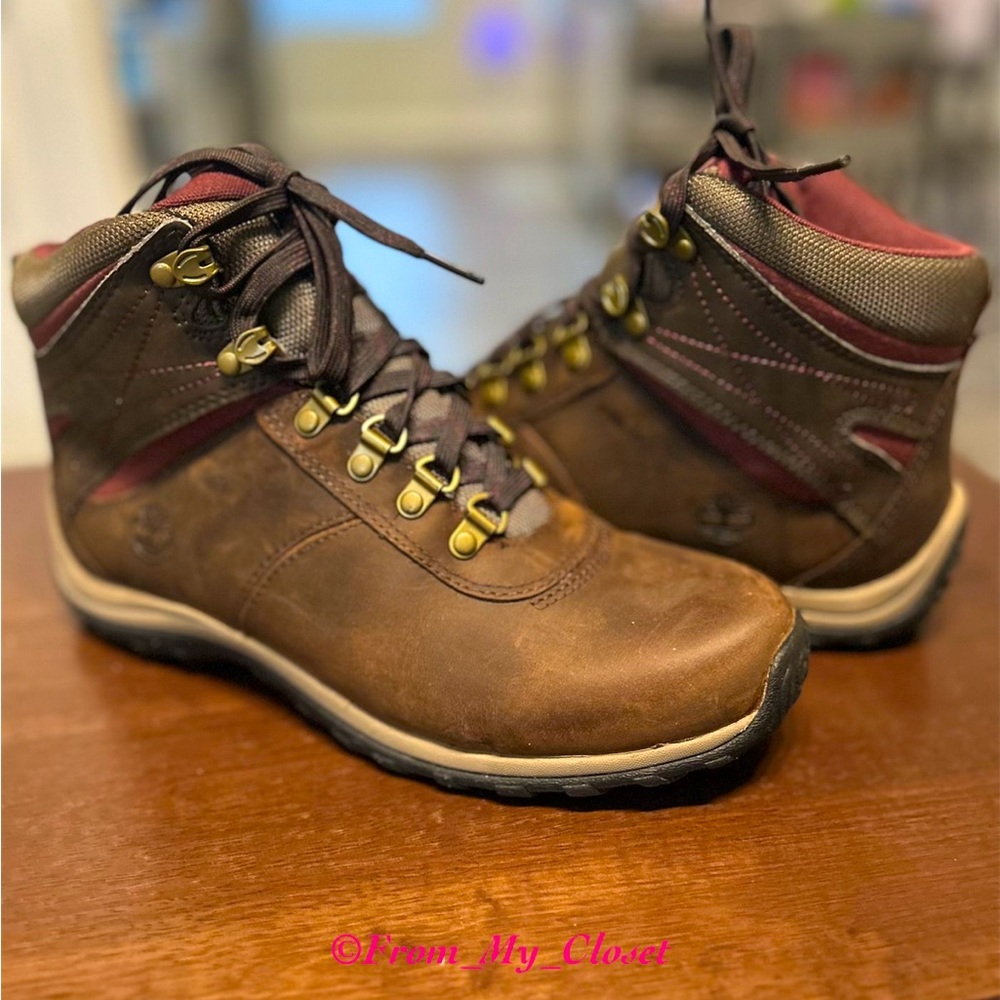 Timberland Norwood Women’s Mid Hiking Boots, Size 9